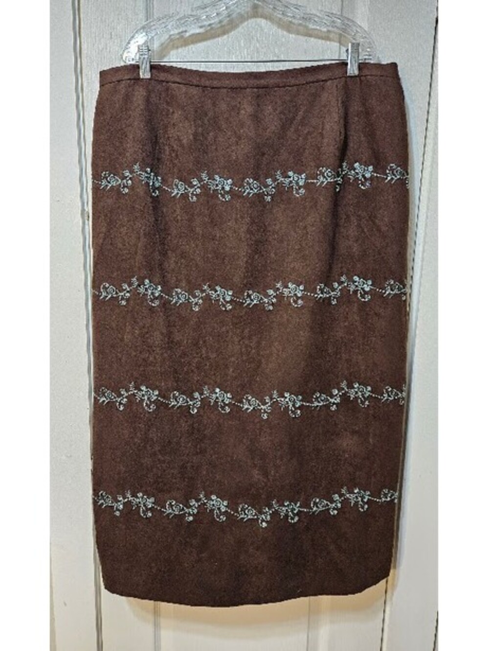 Velvet Embroidered Midi Skirt M Velvet Noir